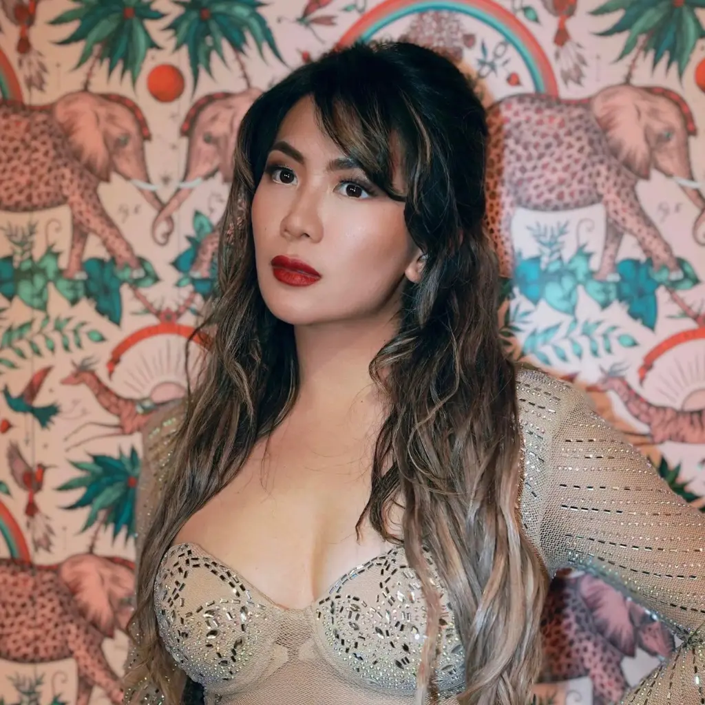 Nin De Reyes Spellbound