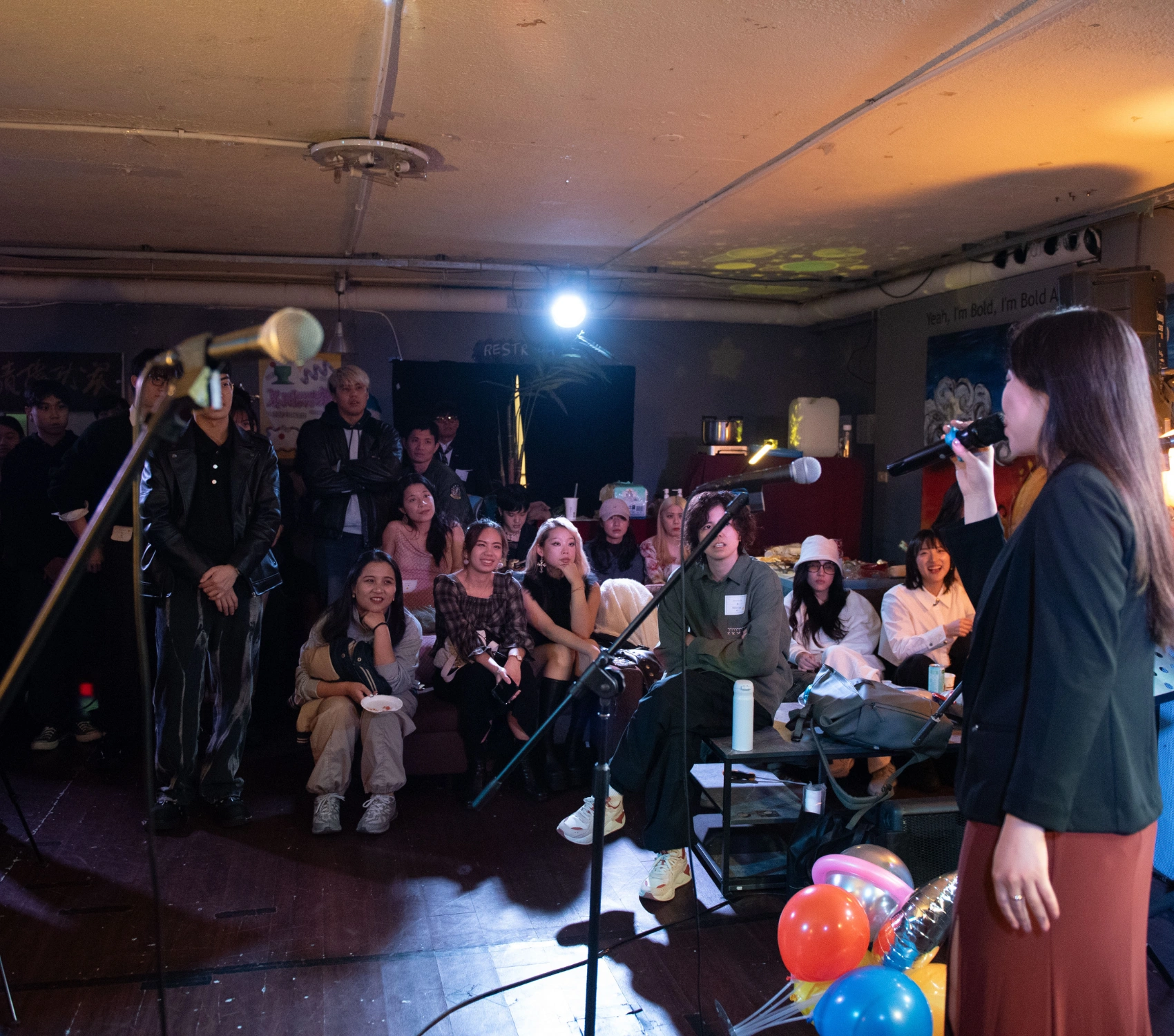 BREAKING HITS Taipei